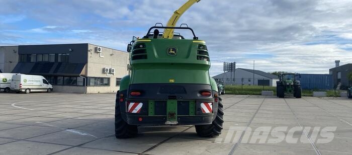 John Deere 8500 Samochodné kosačky