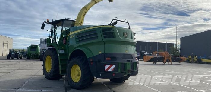 John Deere 8500 Samochodné kosačky