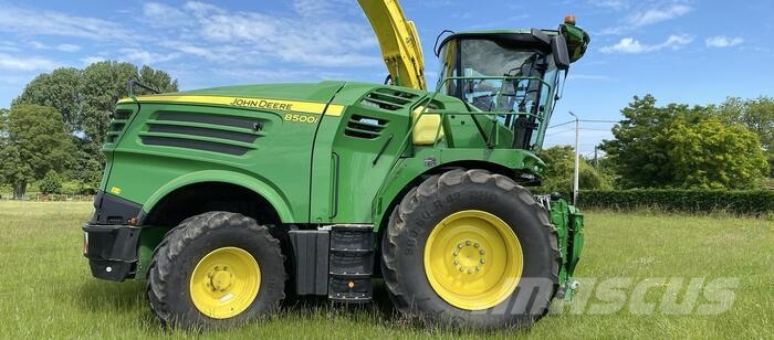 John Deere 8500 Samochodné kosačky