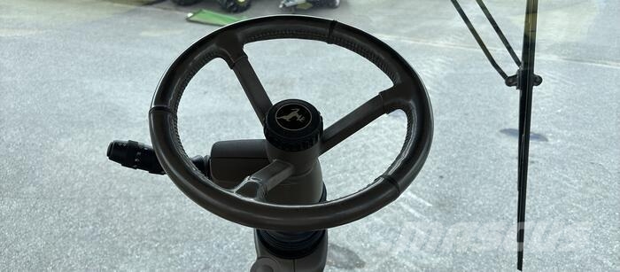John Deere 8500 Samochodné kosačky