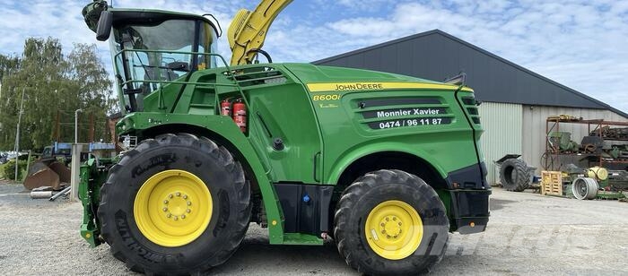 John Deere 8600 Samochodné kosačky