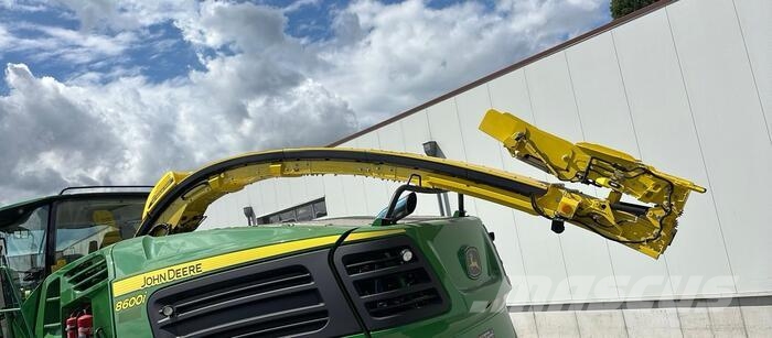 John Deere 8600 Samochodné kosačky