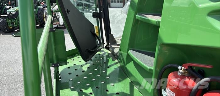John Deere 8600 Samochodné kosačky