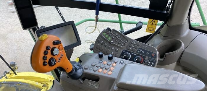 John Deere 8700 Samochodné kosačky