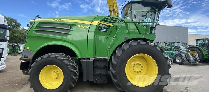 John Deere 8700 Samochodné kosačky