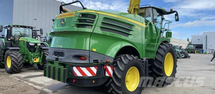John Deere 8700 Samochodné kosačky