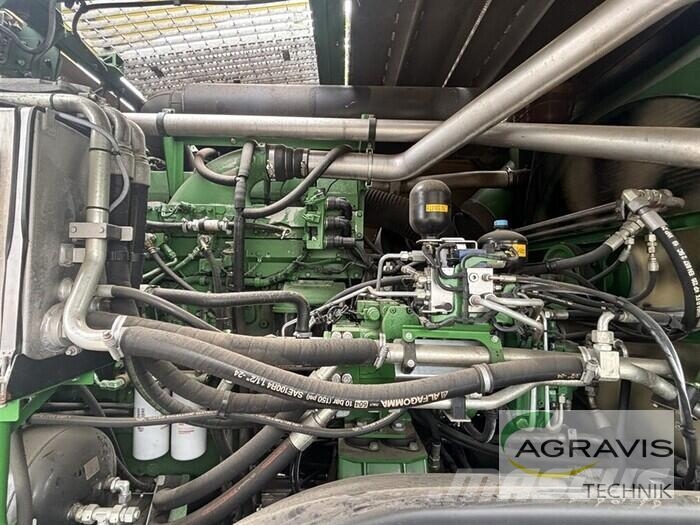 John Deere 8800I Allrad + Kemper 490 Plus + Pickup 639 Trince semoventi
