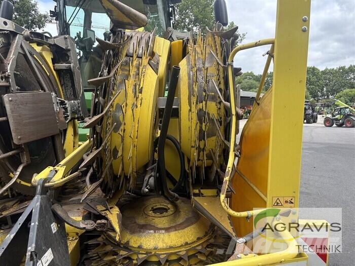 John Deere 8800I Allrad + Kemper 490 Plus + Pickup 639 Trince semoventi