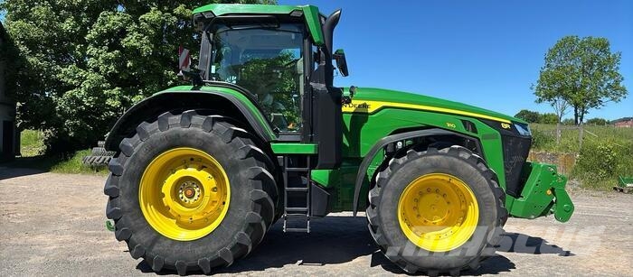 John Deere 8R 310 Traktori