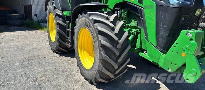 John Deere 8R 310 Traktori