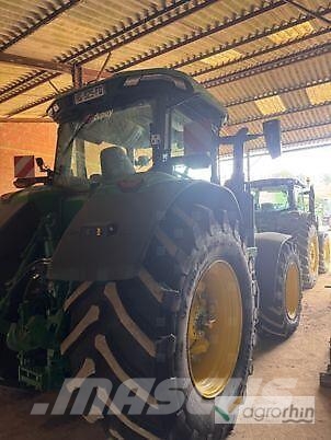 John Deere 8r310 Trattori