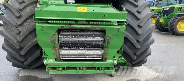John Deere 9700 Samochodné kosačky