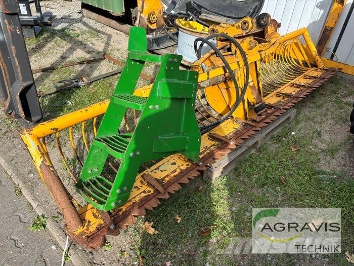John Deere JOHN DEERE Traktori