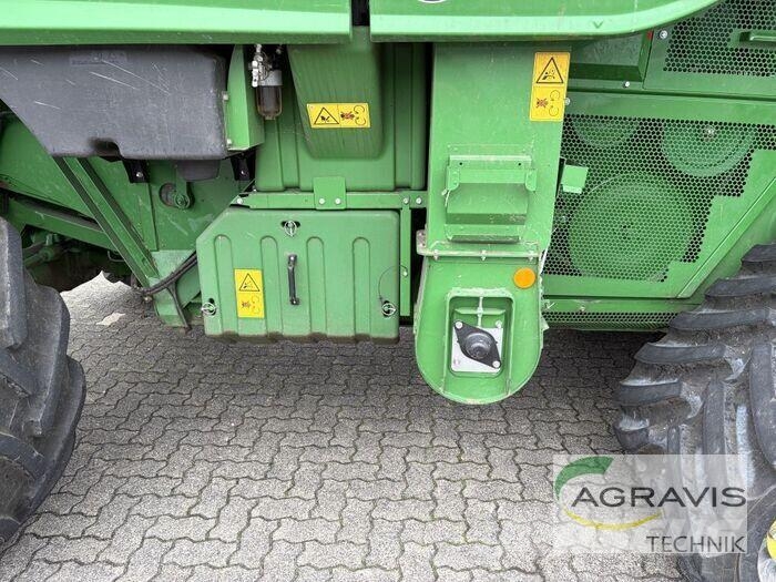 John Deere T 560 Kombajni