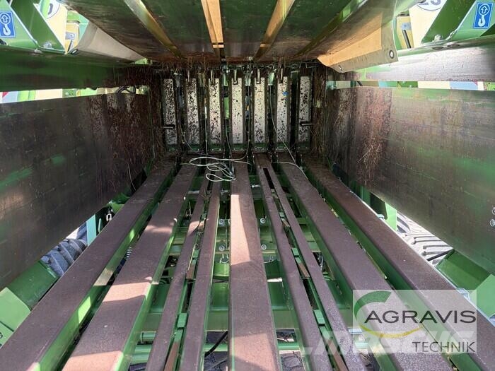 Krone BIG PACK 1270 HS Kanttipaalaimet
