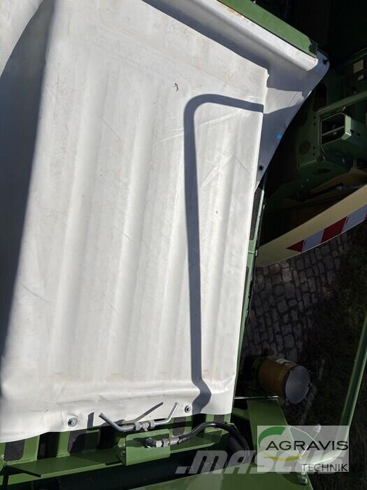 Krone BIG PACK 1270 HS Kanttipaalaimet