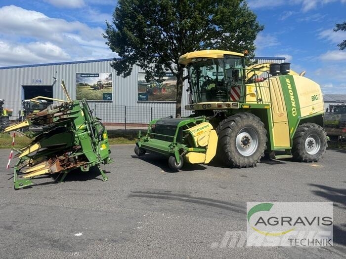 Krone BIG X 700 + Easy Collect 753 + Easy Flow 3001 自走式青贮饲料收割机