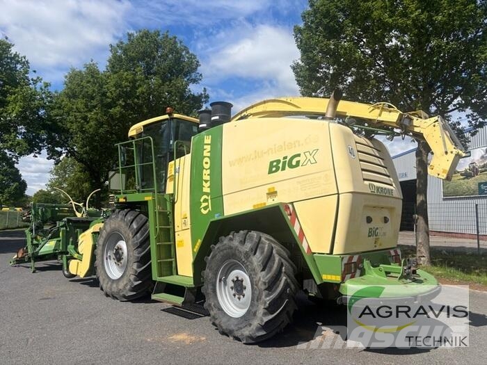 Krone BIG X 700 + Easy Collect 753 + Easy Flow 3001 自走式青贮饲料收割机