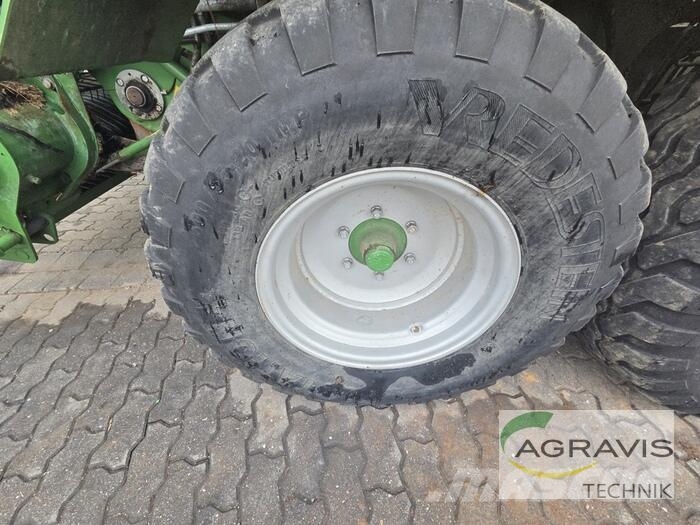 Krone COMPRIMA CF 155 XC Lis na válcové balíky