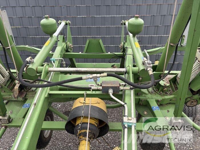 Krone KWT 10.50/8X7 مكابس وميبسات التبن