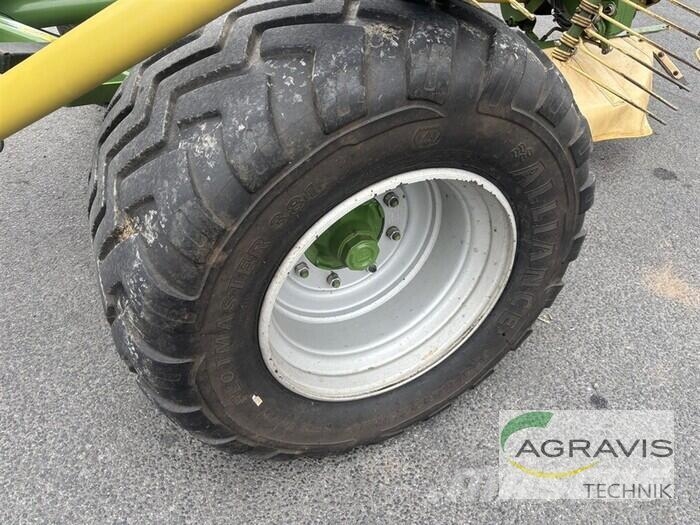 Krone SWADRO 1400 PLUS مكابس وميبسات التبن