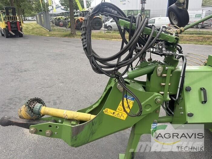 Krone SWADRO 1400 PLUS مكابس وميبسات التبن