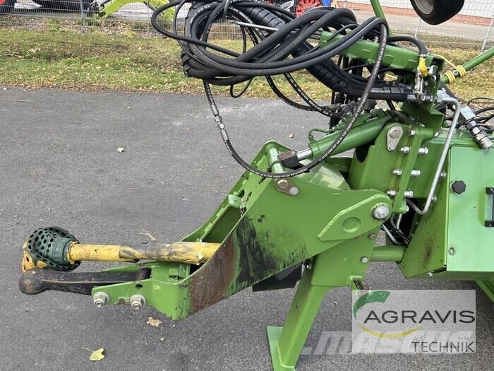 Krone SWADRO 1400 PLUS مكابس وميبسات التبن