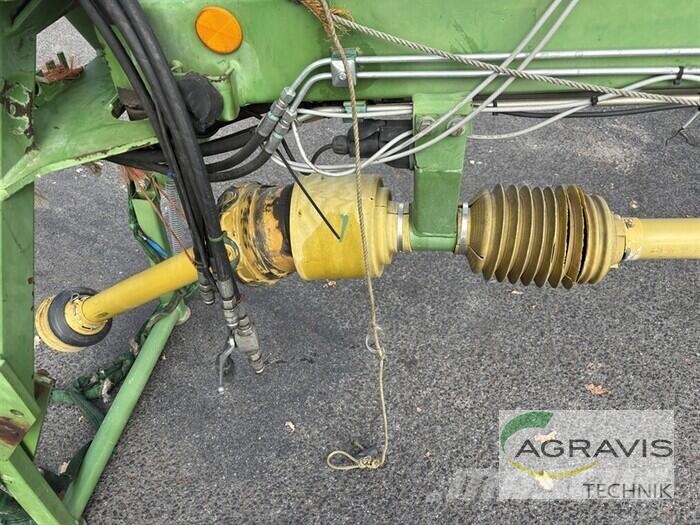 Krone SWADRO 810 Граблі і сінозворушувачі