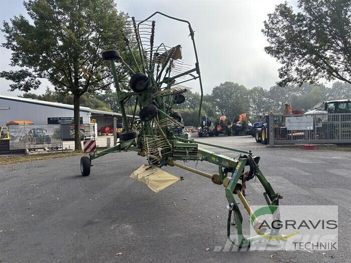 Krone SWADRO 810 Граблі і сінозворушувачі