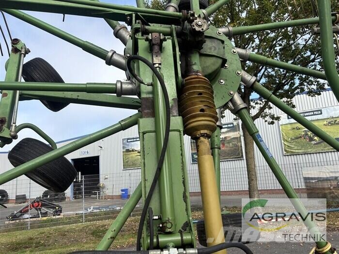 Krone SWADRO 810 Граблі і сінозворушувачі