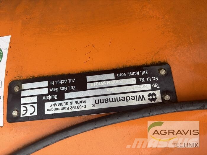 Kubota L2421 DHL Traktoren