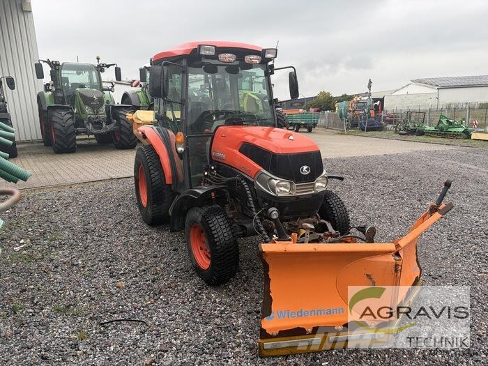 Kubota L2421 DHL Traktoren