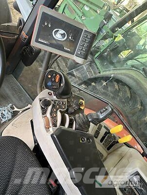 Kubota M7131 premium kvt الجرارات
