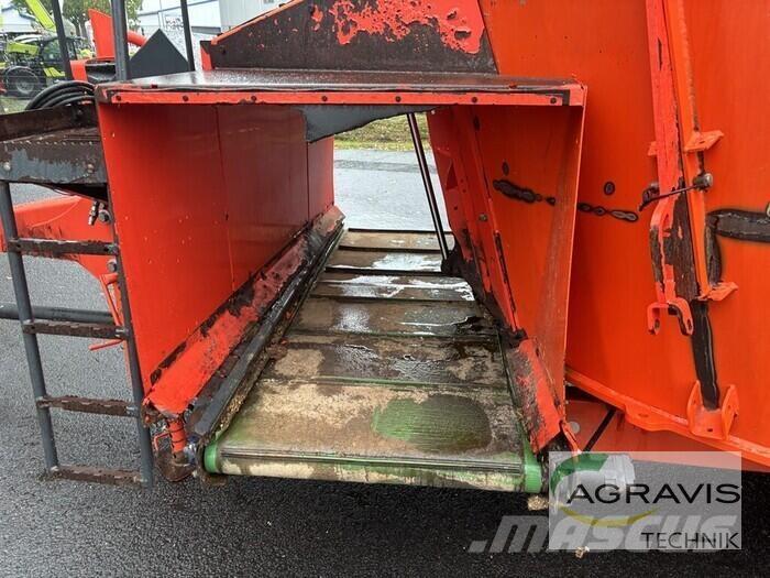 Kuhn EUV 180 ミキサーフィーダー