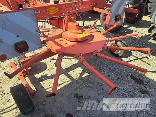 Kuhn GA4521GM مكابس وميبسات التبن