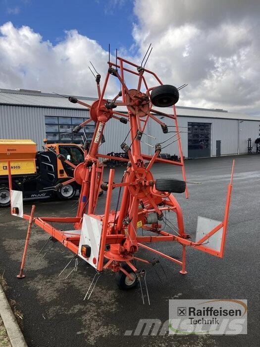 Kuhn GF642 Raker og høyvendere