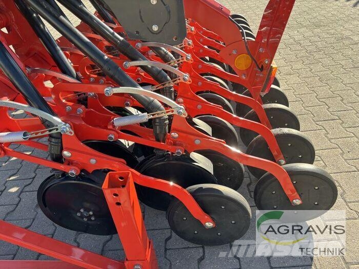 Kuhn SITERA 3030-24 E Iekrāvēji uz riteņiem