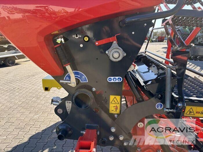 Kuhn SITERA 3030-24 E Iekrāvēji uz riteņiem