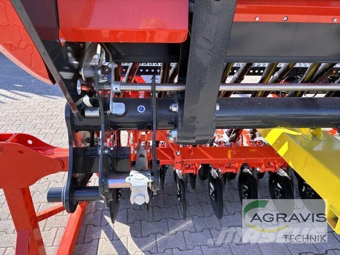 Kuhn SITERA 3030-24 E Iekrāvēji uz riteņiem