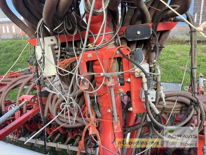Kuhn VENTA LC 3000 مثاقيب