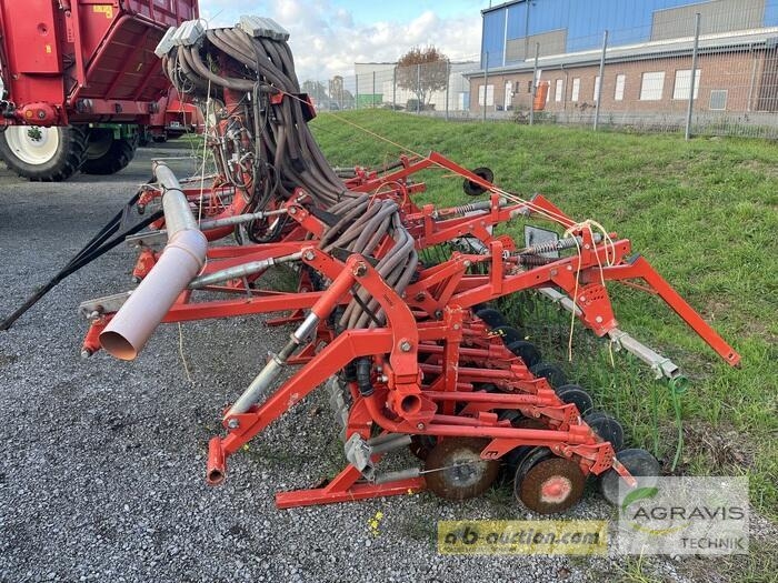 Kuhn VENTA LC 3000 مثاقيب