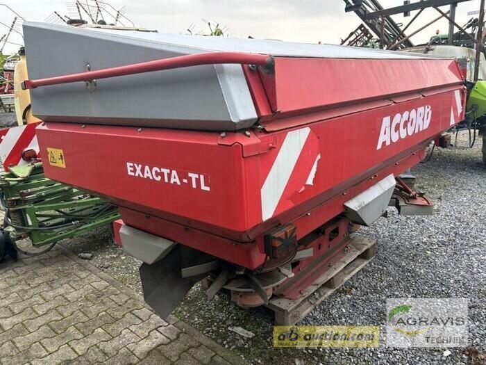 Kverneland EXACTA TL Mineraalväetise laoturid