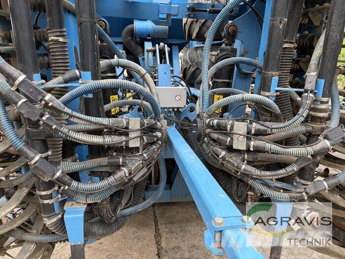 Lemken SOLITAIR 9/600 KA 드릴