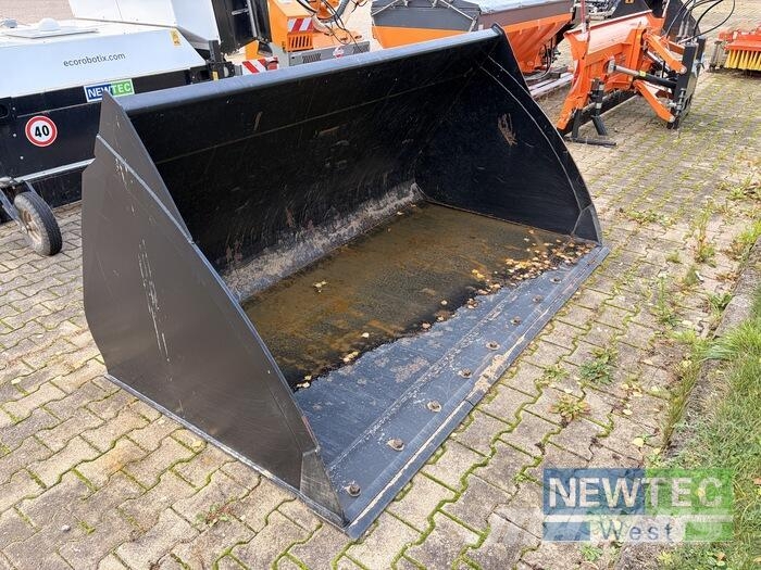 LSB Stahlbau LEICHTGUTSCHAUFEL 2500 MM 2700 L Ostali stroji in oprema za živino