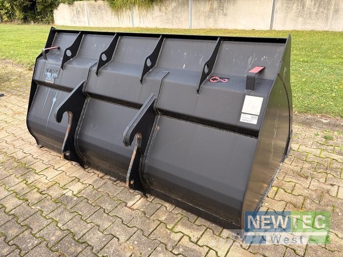 LSB Stahlbau LEICHTGUTSCHAUFEL 2500 MM 2700 L Ostali stroji in oprema za živino