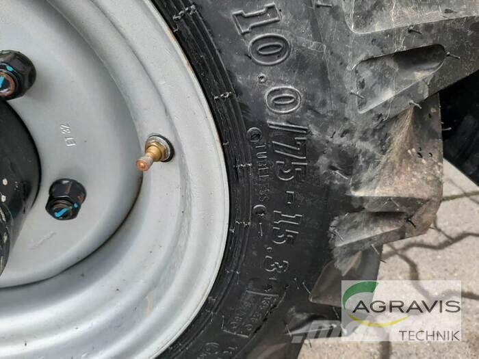 Manitou MLA 3-25 H لوادر بعجل
