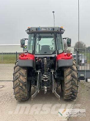 Massey Ferguson 5S 135 dyna 6 الجرارات