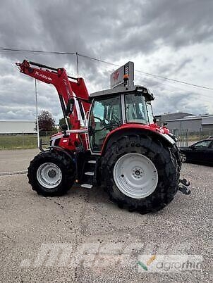 Massey Ferguson 6S135 Trattori