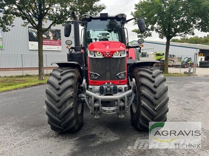 Massey Ferguson MF 8740 S DYNA VT EXCLUSIVE الجرارات