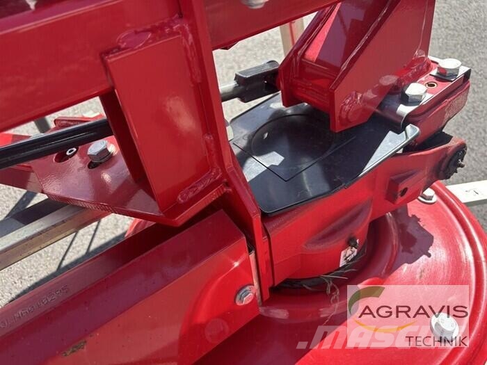 Massey Ferguson MF TD 524 DN テッダー・テッダーレーキ